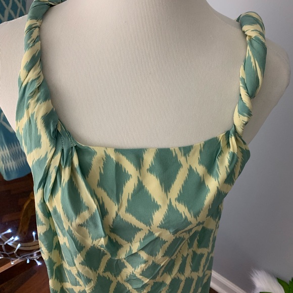 Anthro’s Moulinette Soeurs diamond lattice shift - Picture 3 of 9